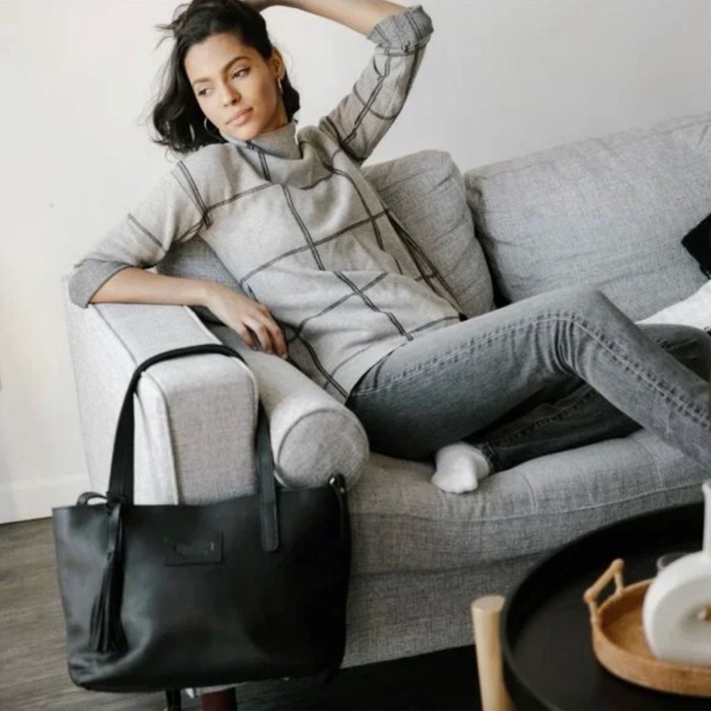 Eden Carryall Tote in black leather